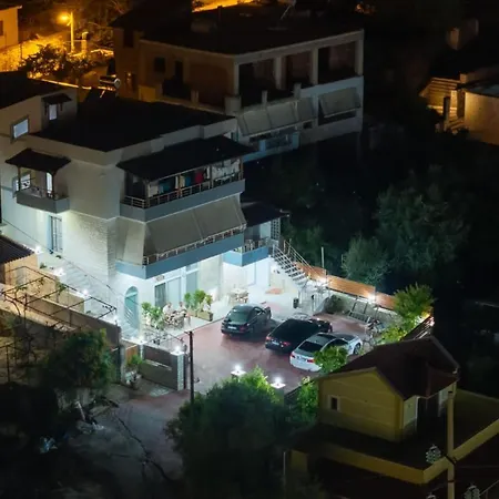 Hotel&apartaments -villa Hasani 24 Saranda
