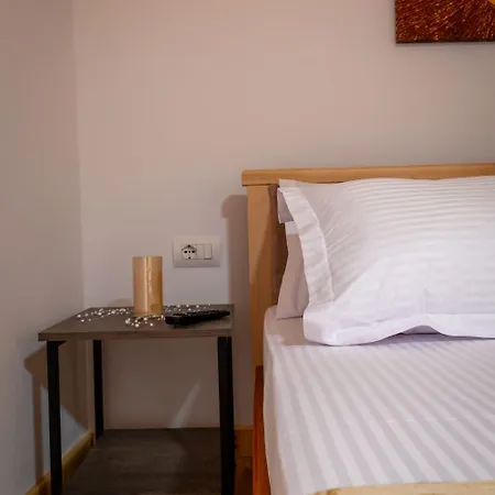 Appartement Hasani 24