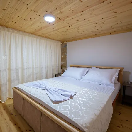 Hasani 24 Appartement *