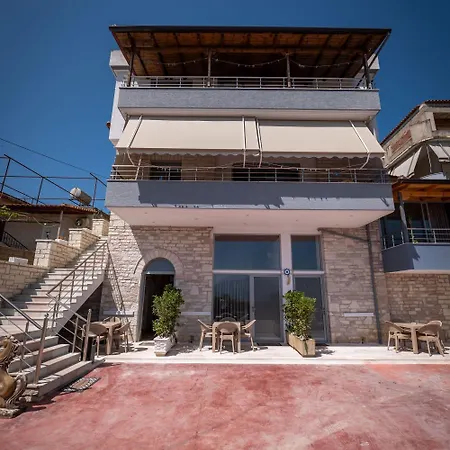 Hotel&apartaments -villa Hasani 24 *