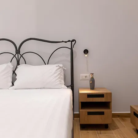 Hotel&apartaments -villa Hasani 24