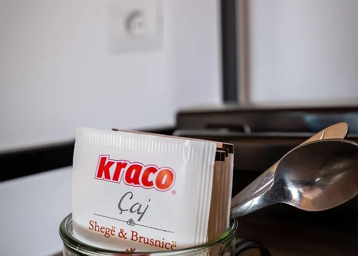 Hasani 24 * Sarandë