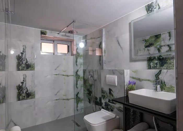 Appartamento Hasani 24 *